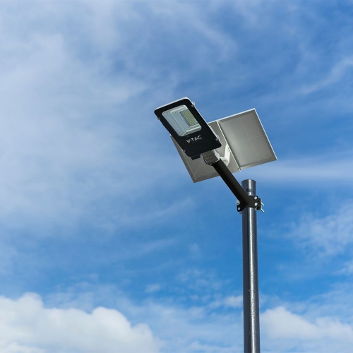 Lampadaire  LED HYBRID (Solaire / Sur Secteur) 200W 4000lm / 50W Plaque Solaire, 50000mAh, 4000K, 8h-12h, Noir, Câble: 1m