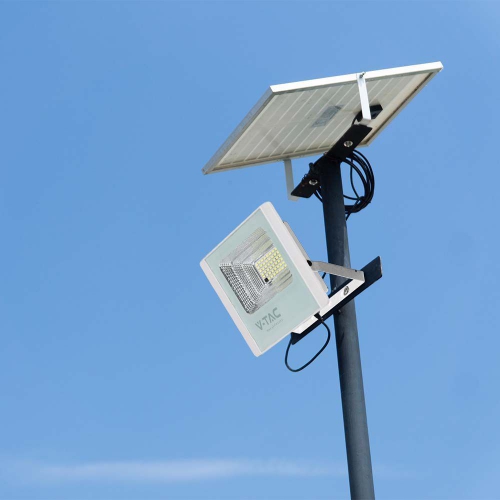 Projecteur LED Solaire IP65 40W 1050lm / 16W Plaque Solaire, 10000mAh, 10h-12h, 6400K, Blanc, Câble: 5m